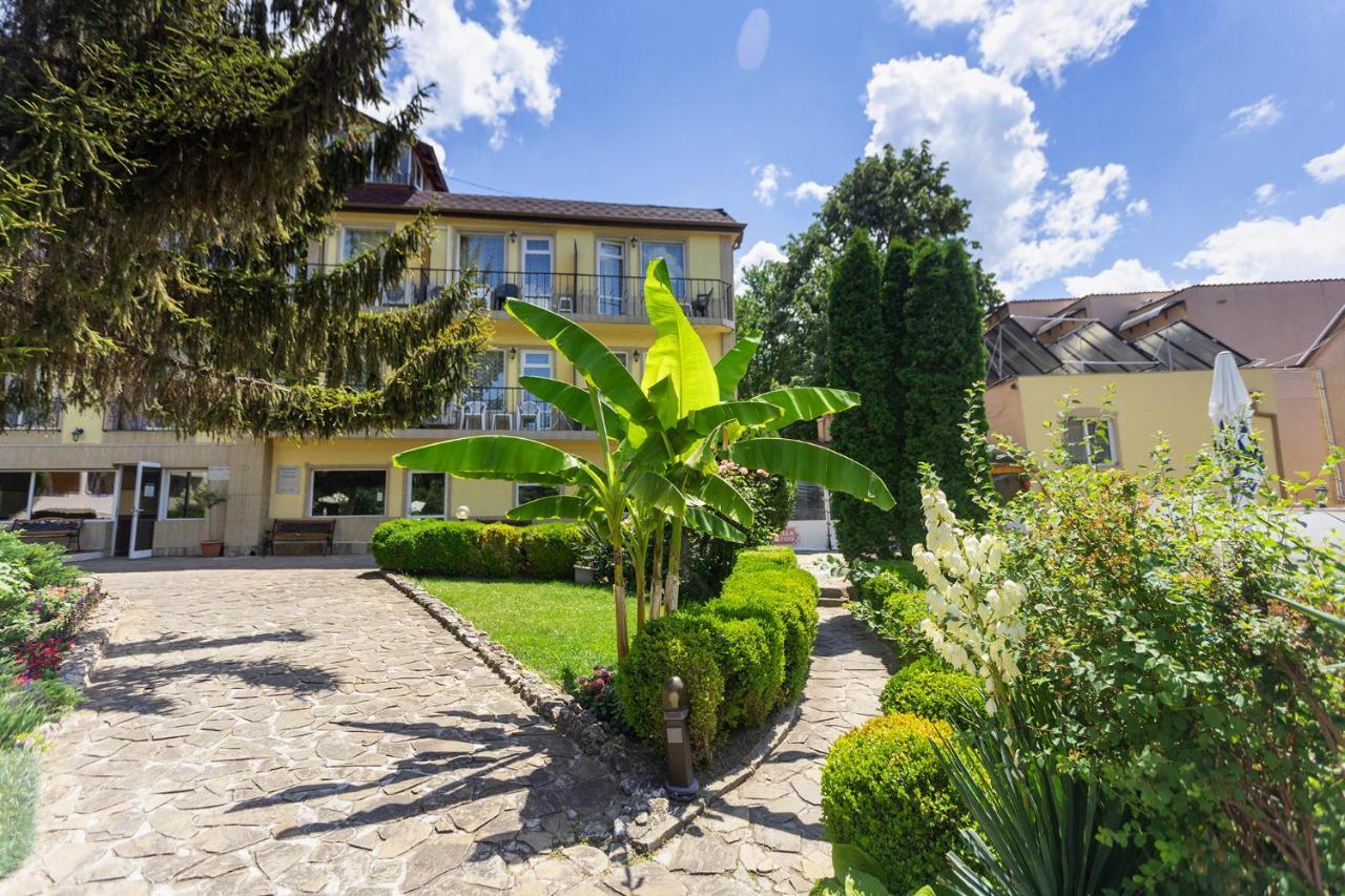 Hotel Naslada Baltschik Exterior foto