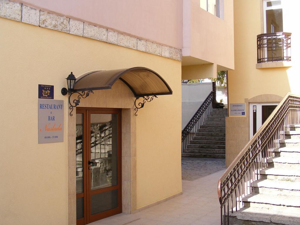 Hotel Naslada Baltschik Exterior foto