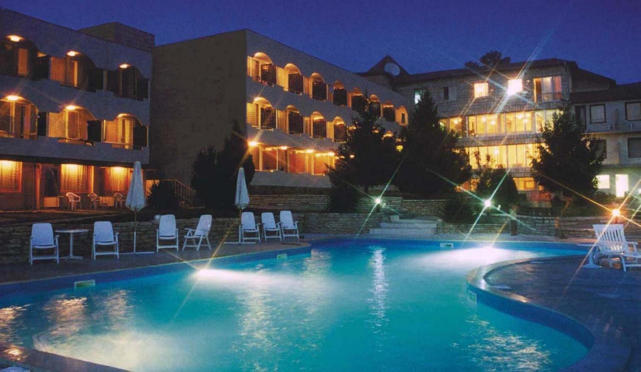 Hotel Naslada Baltschik Exterior foto